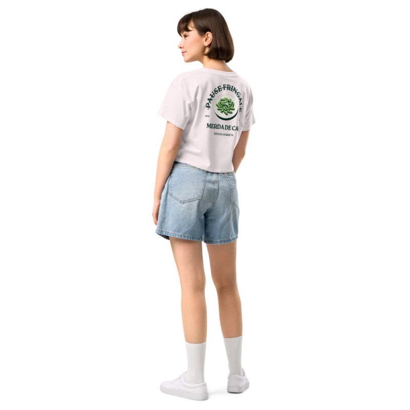 Crop top "Merda de Can – Pause Fringale" avec broderie "Souleu & Baieta" Crop top "Merda de Can – Pause Fringale" avec broderie "Souleu & Baieta"
