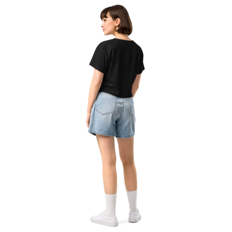 Crop top "Estrasse" — L'élégance du style, l'insolence du mot Crop top "Estrasse" — L'élégance du style, l'insolence du mot