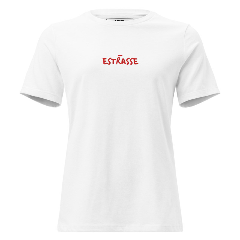 T-shirt femme "Estrasse" — Douceur assumée, caractère affirmé T-shirt femme "Estrasse" — Douceur assumée, caractère affirmé