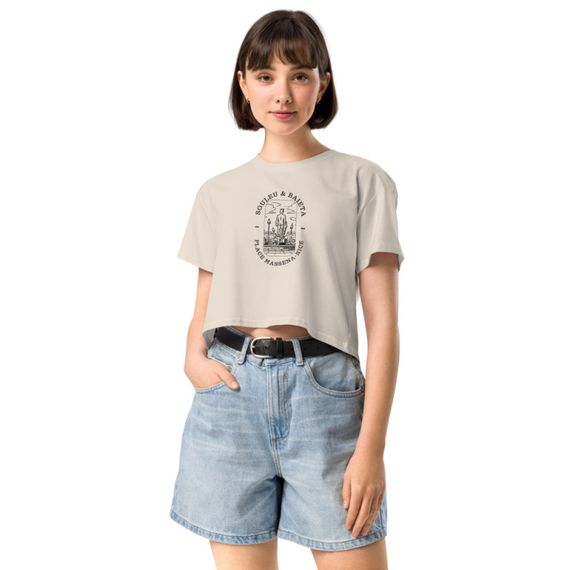 Crop Top Place Masséna à Nice – Élégance Méditerranéenne pour un Look Estival Crop Top Place Masséna à Nice – Élégance Méditerranéenne pour un Look Estival