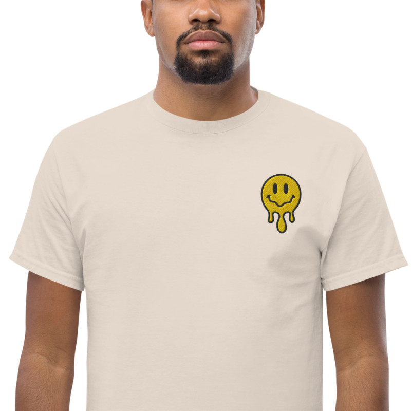 T-shirt "Adieu Barraca – Che Cagnard" (brodé & imprimé) T-shirt "Adieu Barraca – Che Cagnard" (brodé & imprimé)