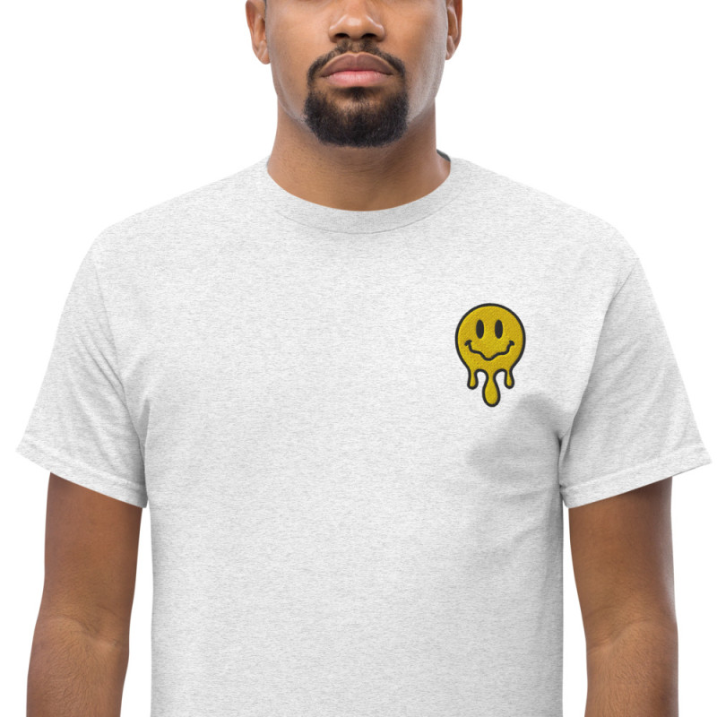 T-shirt "Adieu Barraca – Che Cagnard" (brodé & imprimé) T-shirt "Adieu Barraca – Che Cagnard" (brodé & imprimé)